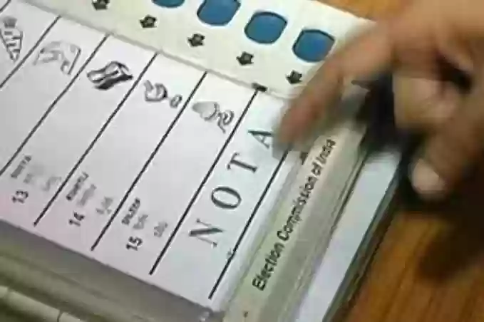 इंदौर में इस बार नोटा के आंकड़े होंगे दिलचस्प, मतदाता बना सकते है नया रिकॉर्ड, पिछले चुनाव में 3.4 लाख लोगों ने चुना था नोटा का विकल्प